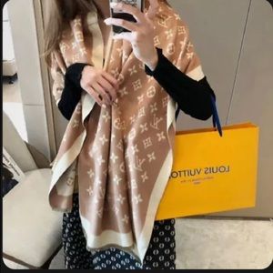 Louis Vuitton scarf